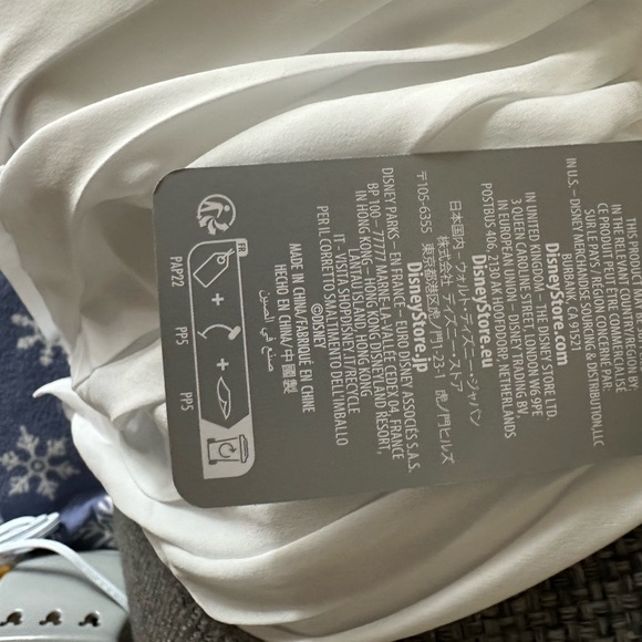 NWT Disney Fantasyland castle skort - Picture 4 of 7